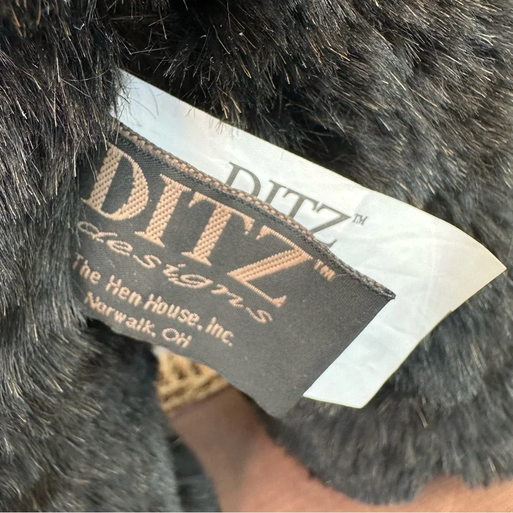 Ditz Designs Black Bear With Vest And Bow Tie 24" - Picture 12 of 16